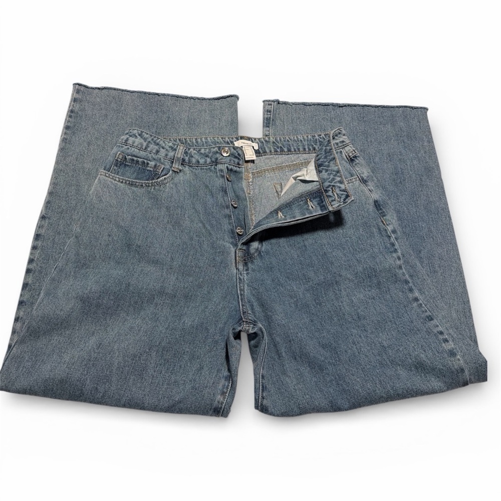 Forever 21 Raw Hem Distressed Wide Leg Women's Size 31 29 Button UP Denim Jeans